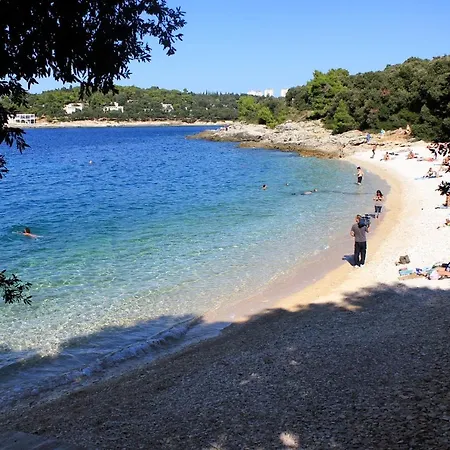 With A Parking Space - 11288 * Pula